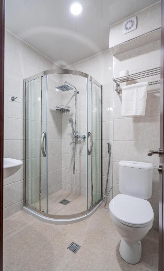 Aura Hotel Тбилиси Экстерьер фото
