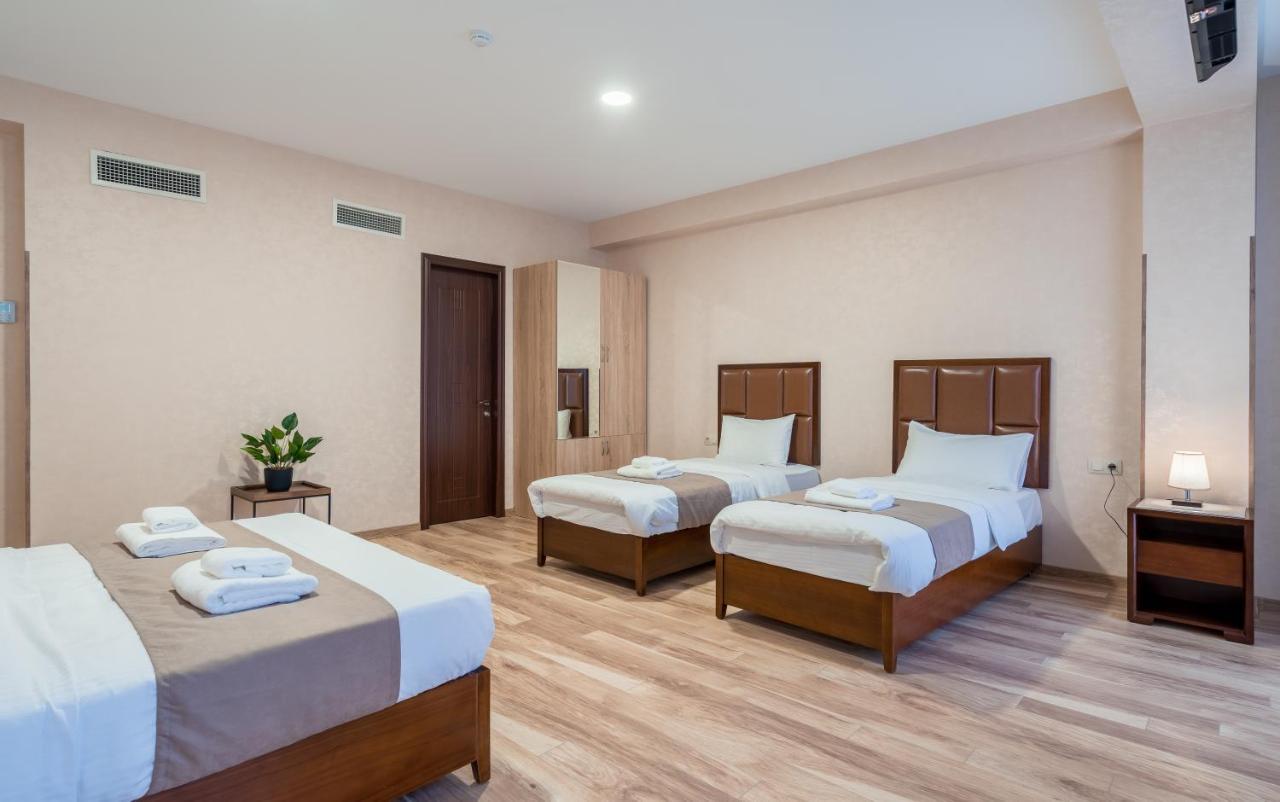 Aura Hotel Тбилиси Экстерьер фото