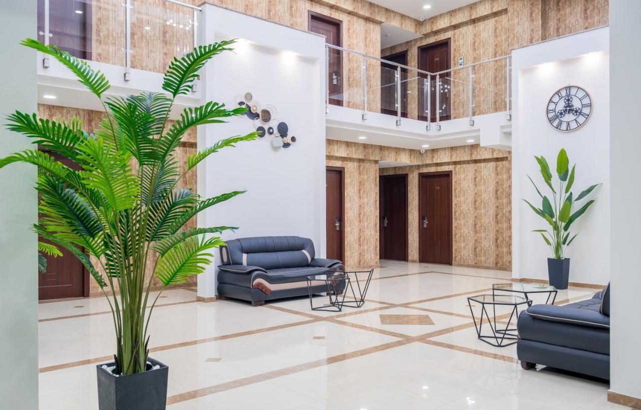 Aura Hotel Тбилиси Экстерьер фото