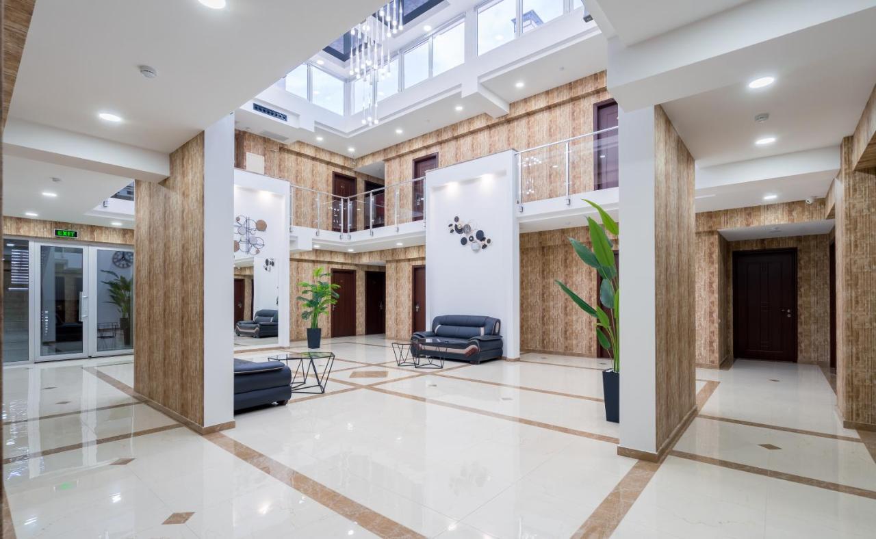 Aura Hotel Тбилиси Экстерьер фото