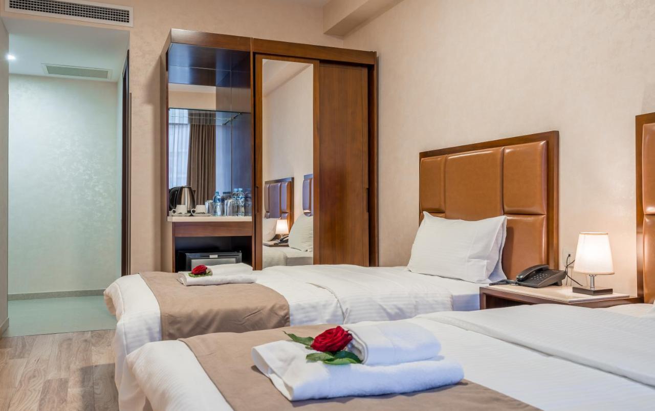 Aura Hotel Тбилиси Экстерьер фото